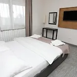 Hotell Board 4*