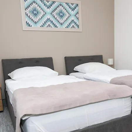 Hotel Board
