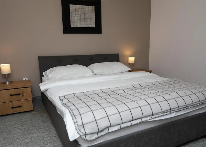 Board 酒店 亚霍里纳